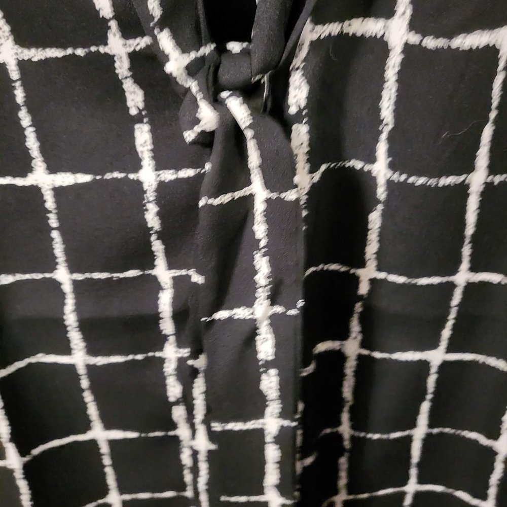 Dress top - Picture 3 of 9